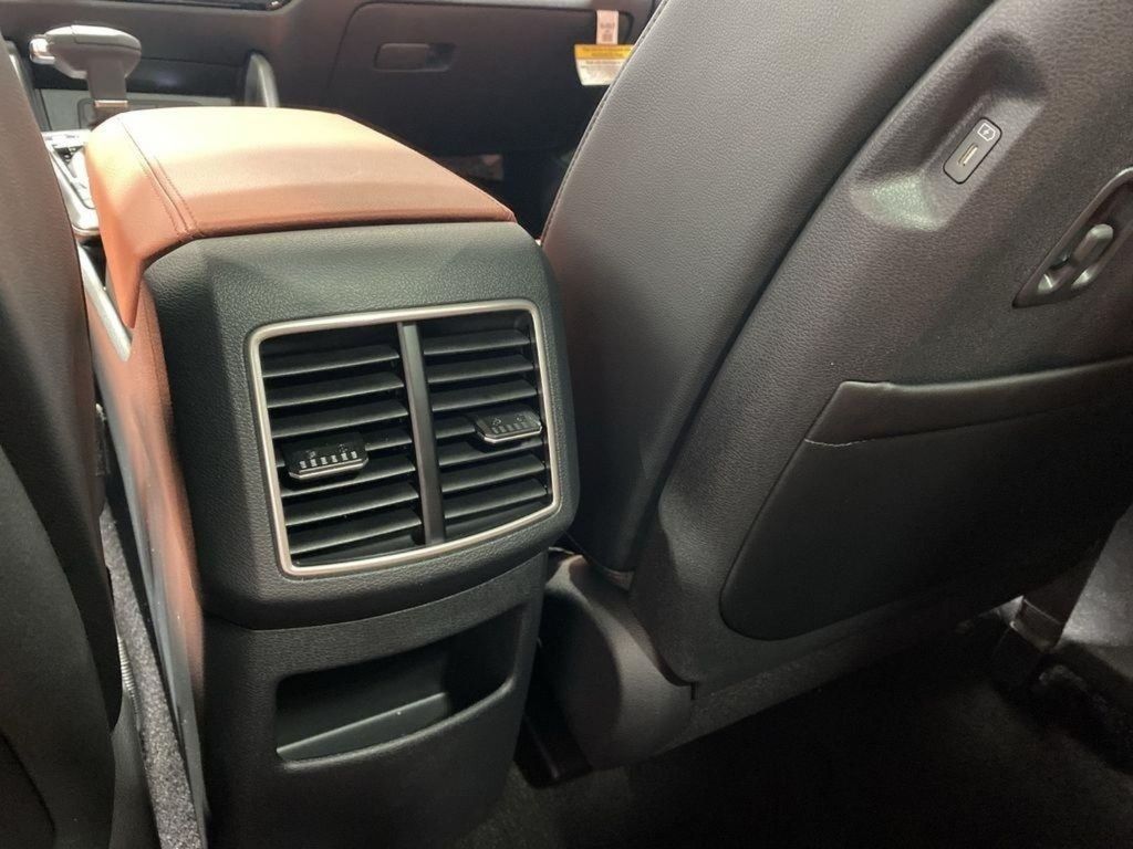 2026 Kia Sportage SX-Prestige - Glacial White Pearl exterior view 16