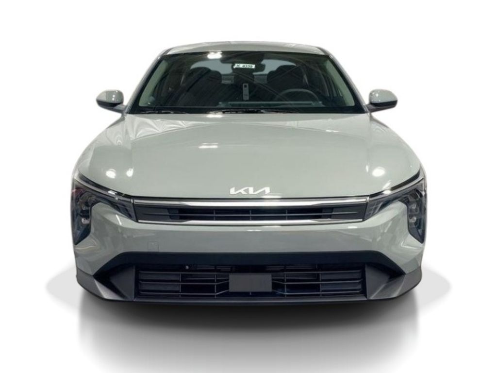 2026 Kia K4 LXS - MORNING HAZE exterior view 3