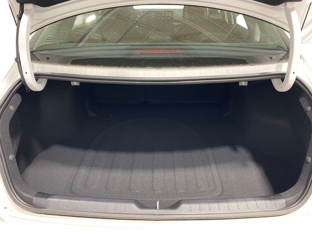 2026 Kia K4 LXS - Snow White Pearl exterior view 11