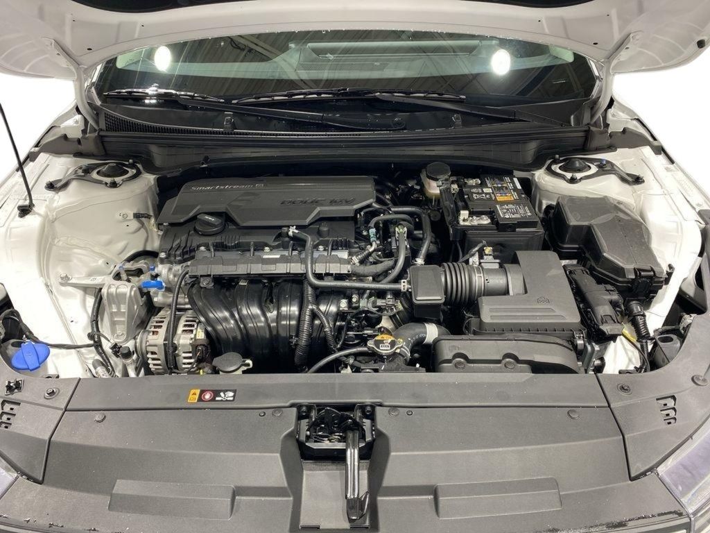 2026 Kia K4 LXS - Snow White Pearl exterior view 17