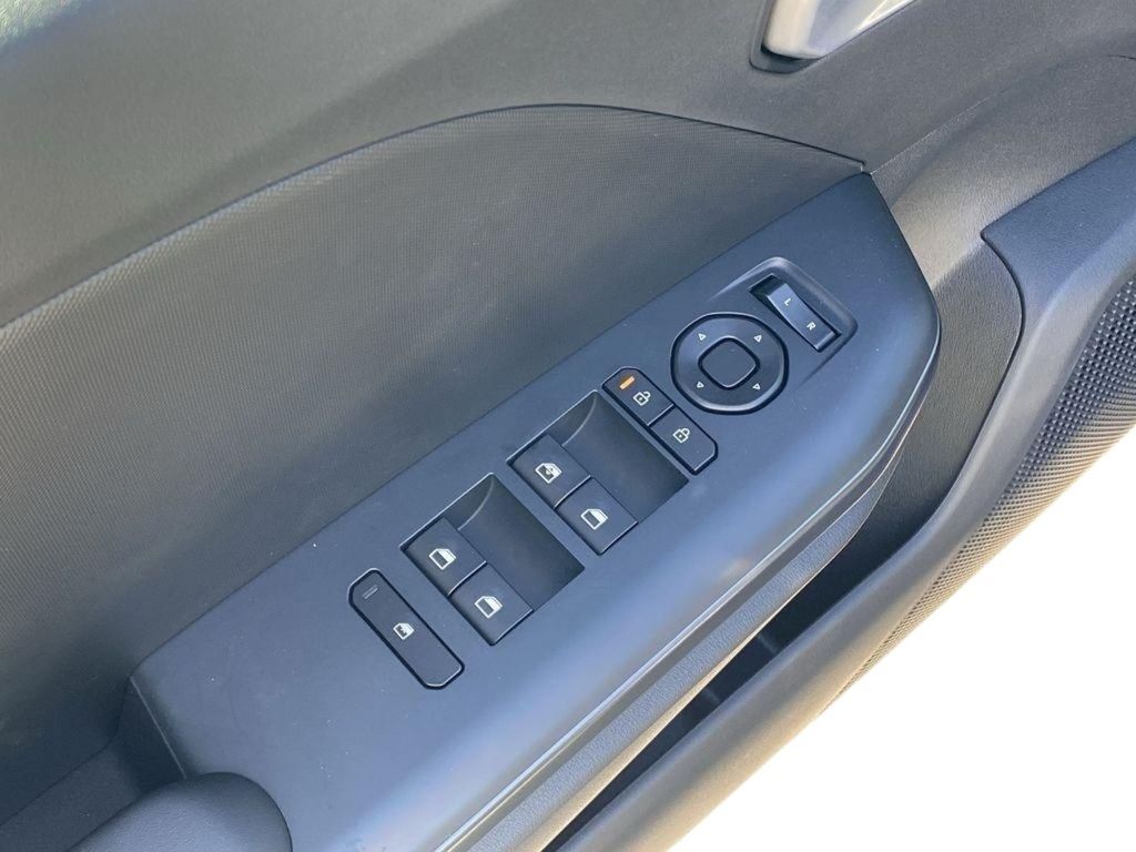 2026 Kia K4 LXS - DEEP SEA BLUE exterior view 14