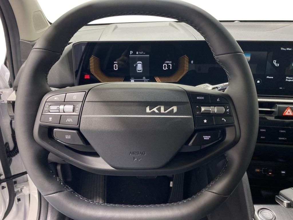 2026 Kia Sportage LX - Glacial White Pearl exterior view 10