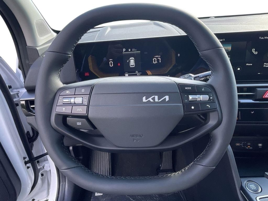 2026 Kia Sportage LX - Glacial White Pearl exterior view 10