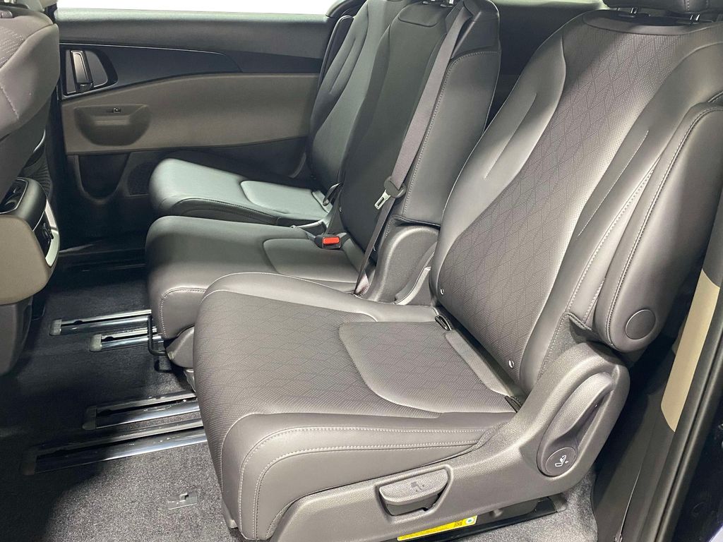 2026 Kia Carnival LXS - Deep Chroma Blue exterior view 11