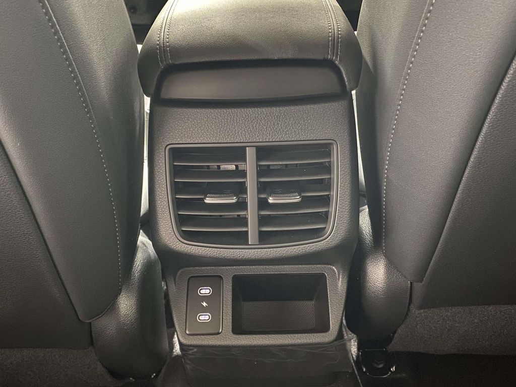 2026 Kia Seltos S - Clear White/Black Roof exterior view 14