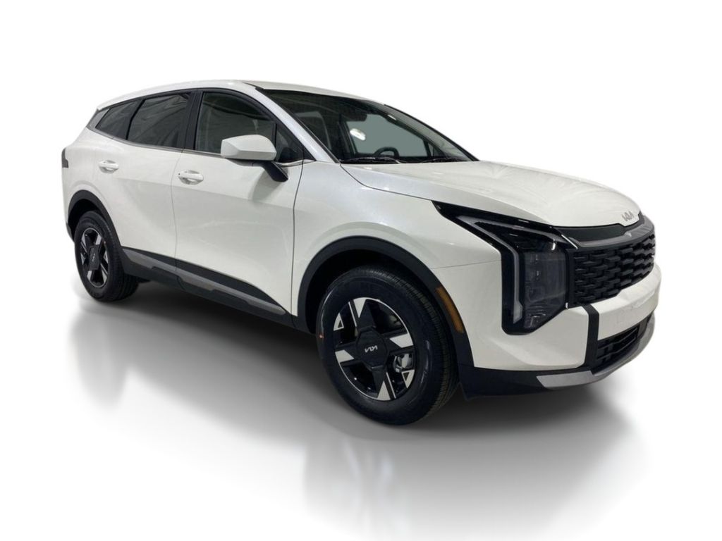 2026 Kia Sportage LX - Snow White Pearl exterior view 2
