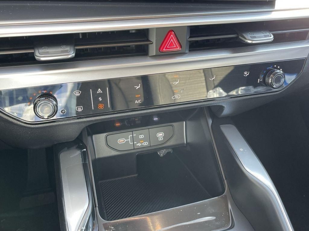 2026 Kia Sorento LX - Glacial White Pearl exterior view 16