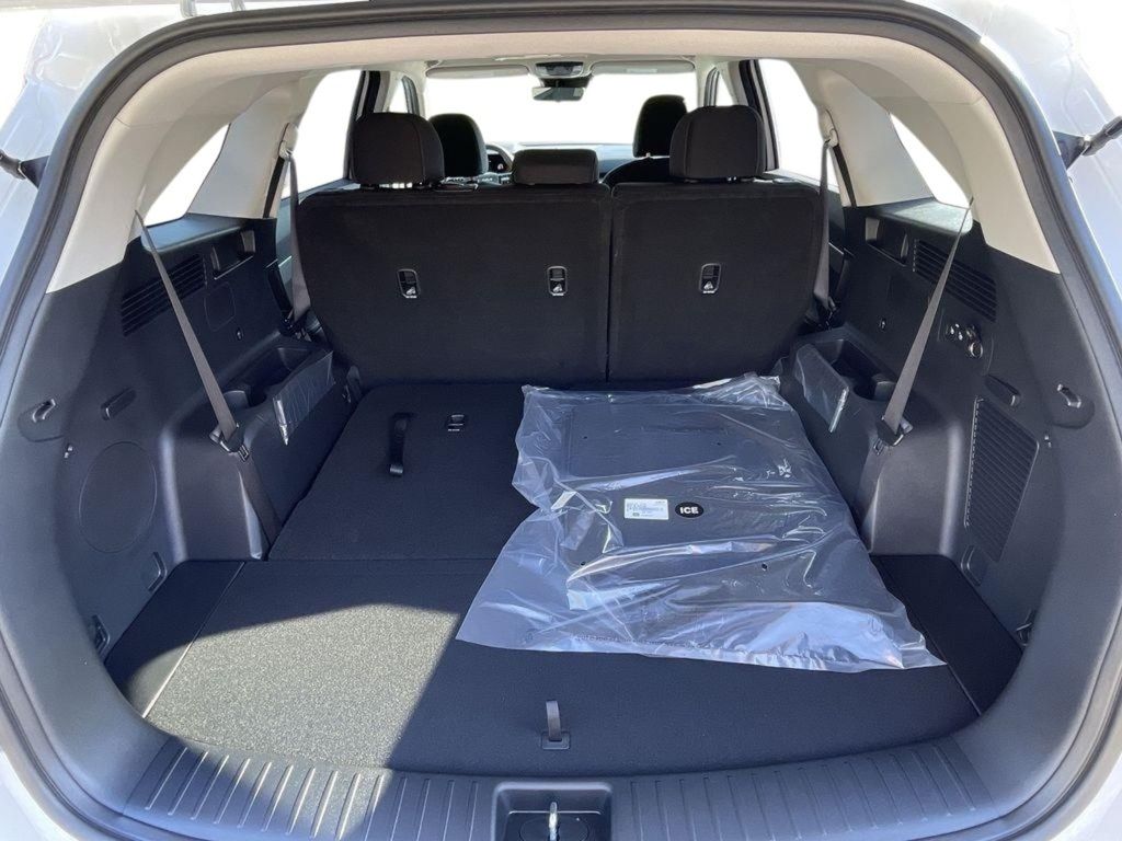 2026 Kia Sorento LX - Glacial White Pearl exterior view 19