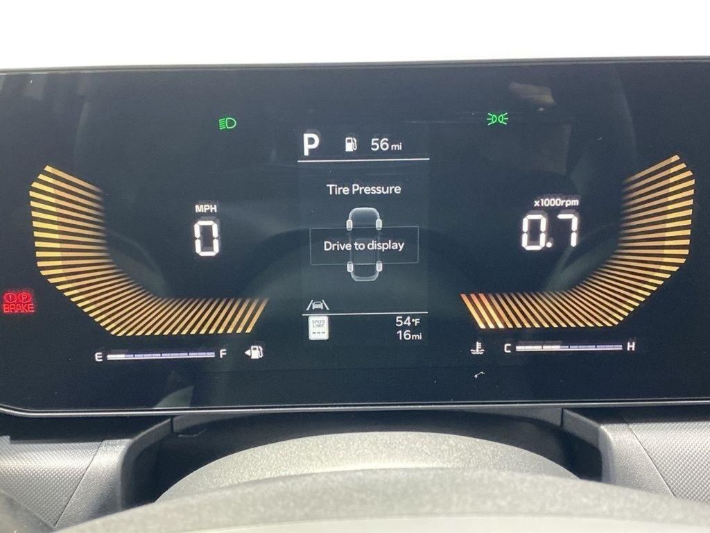 2026 Kia K4 LXS - Snow White Pearl exterior view 9