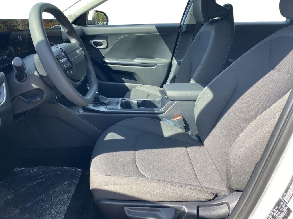 2026 Kia K4 LXS - Snow White Pearl exterior view 12
