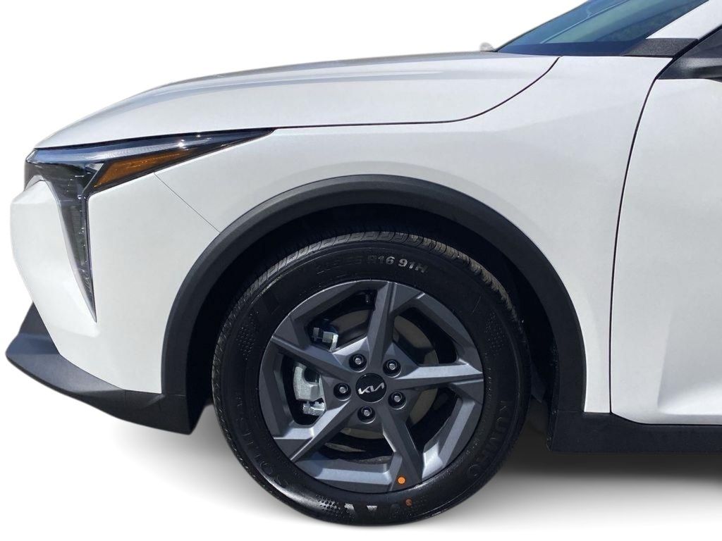 2026 Kia K4 LXS - Snow White Pearl exterior view 18