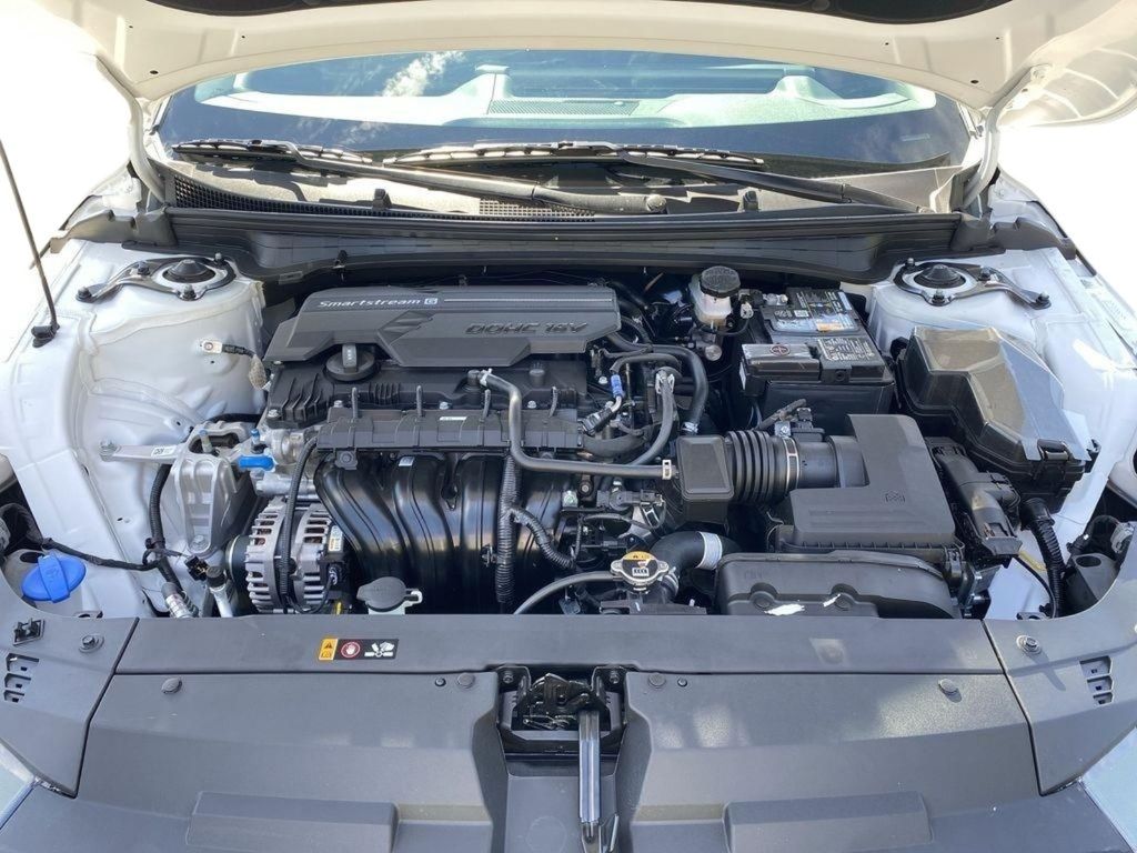 2026 Kia K4 LXS - Snow White Pearl exterior view 17