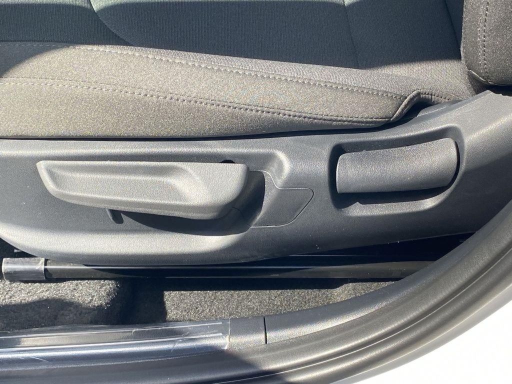 2026 Kia K4 LXS - Snow White Pearl exterior view 13