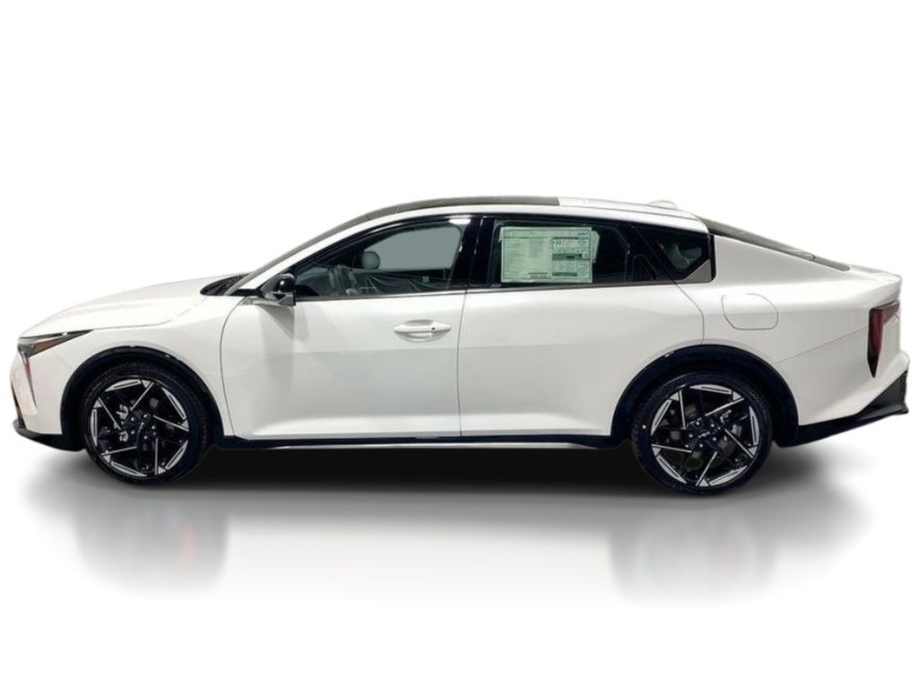 2026 Kia K4 GT-Line - Snow White Pearl exterior view 4