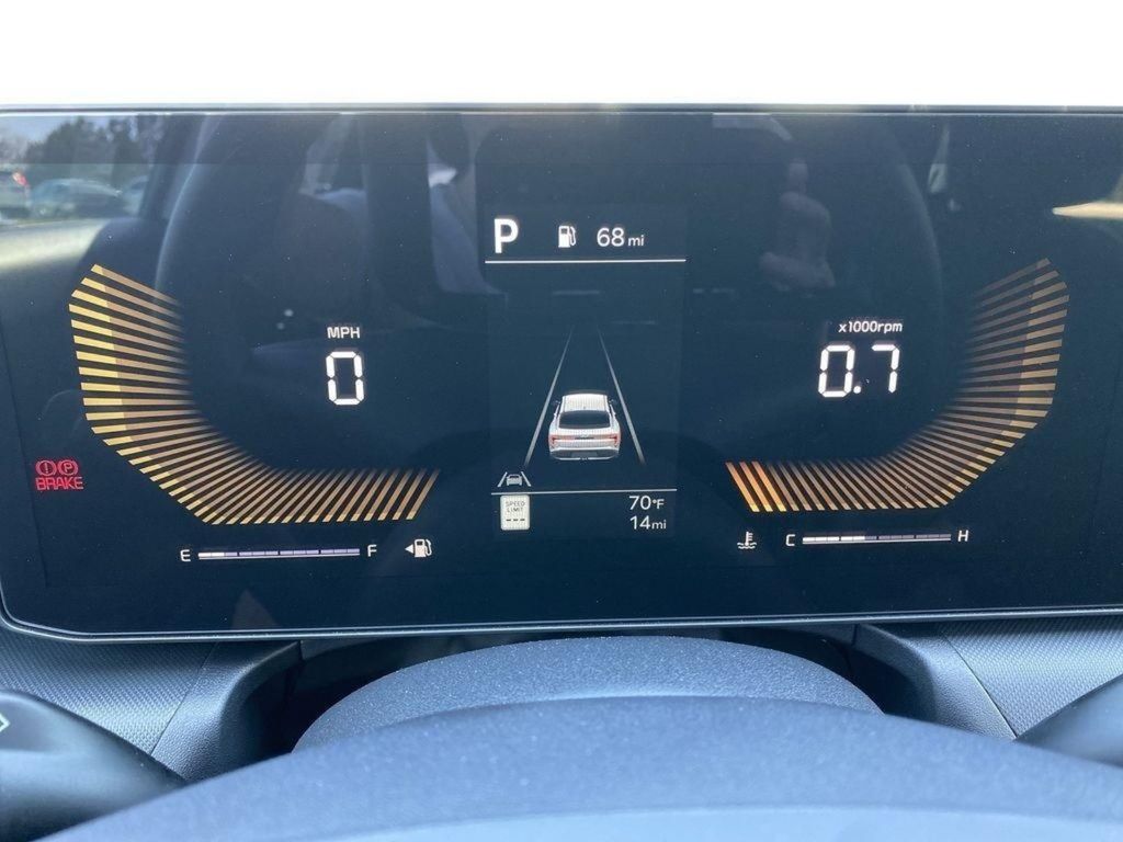 2026 Kia K4 LXS - Snow White Pearl exterior view 9