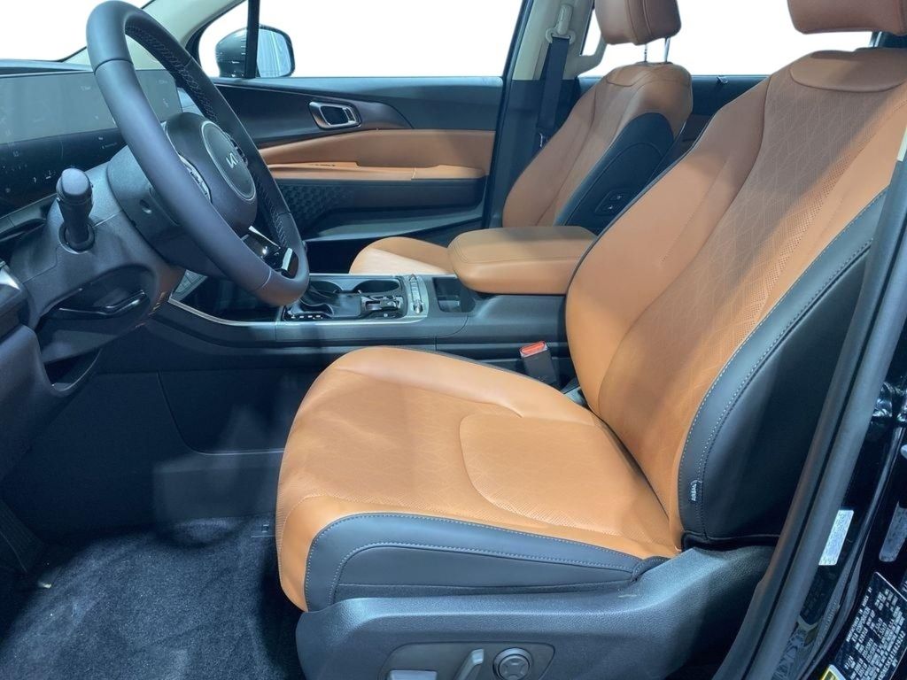 2026 Kia Carnival SX - Aurora Black Pearl exterior view 12
