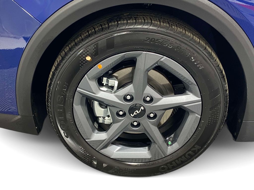 2026 Kia K4 LXS - DEEP SEA BLUE exterior view 9