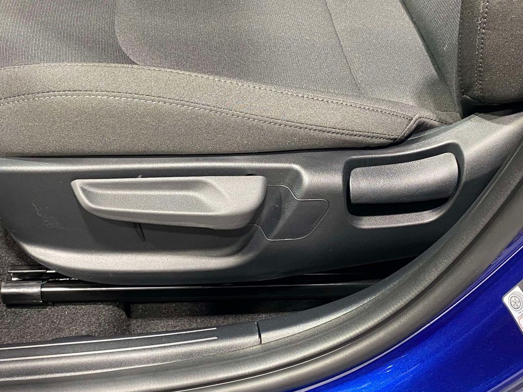 2026 Kia K4 LXS - DEEP SEA BLUE exterior view 18