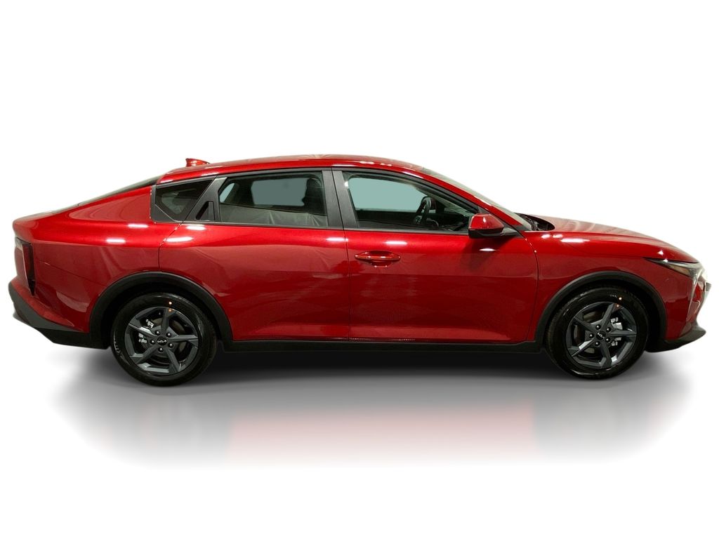 2026 Kia K4 LXS - CURRANT RED exterior view 6