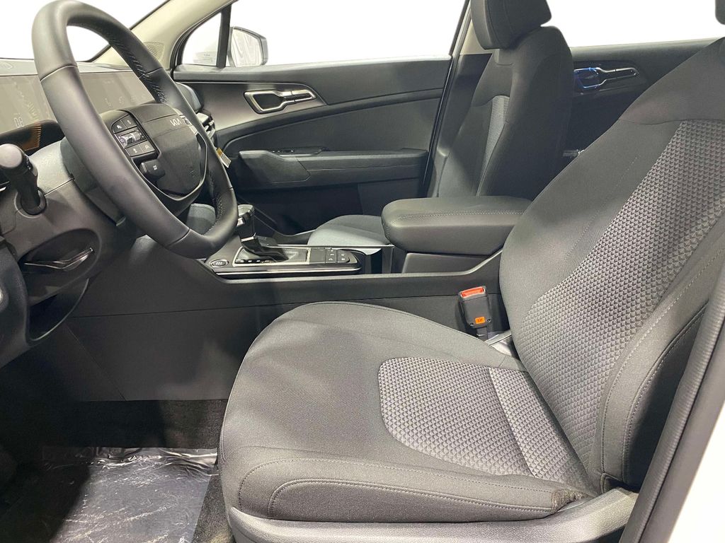 2026 Kia Sportage LX - Glacial White Pearl exterior view 16