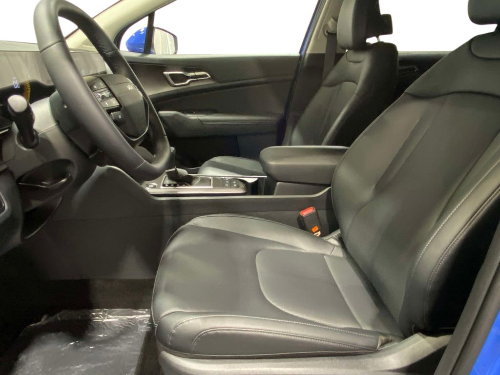 2026 Kia Sportage EX - NEBULAR BLUE exterior view 17