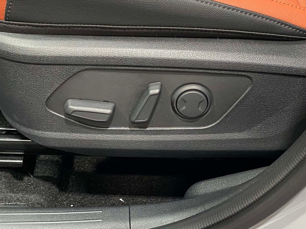 2026 Kia Sportage SX-Prestige - Wolf Gray exterior view 18