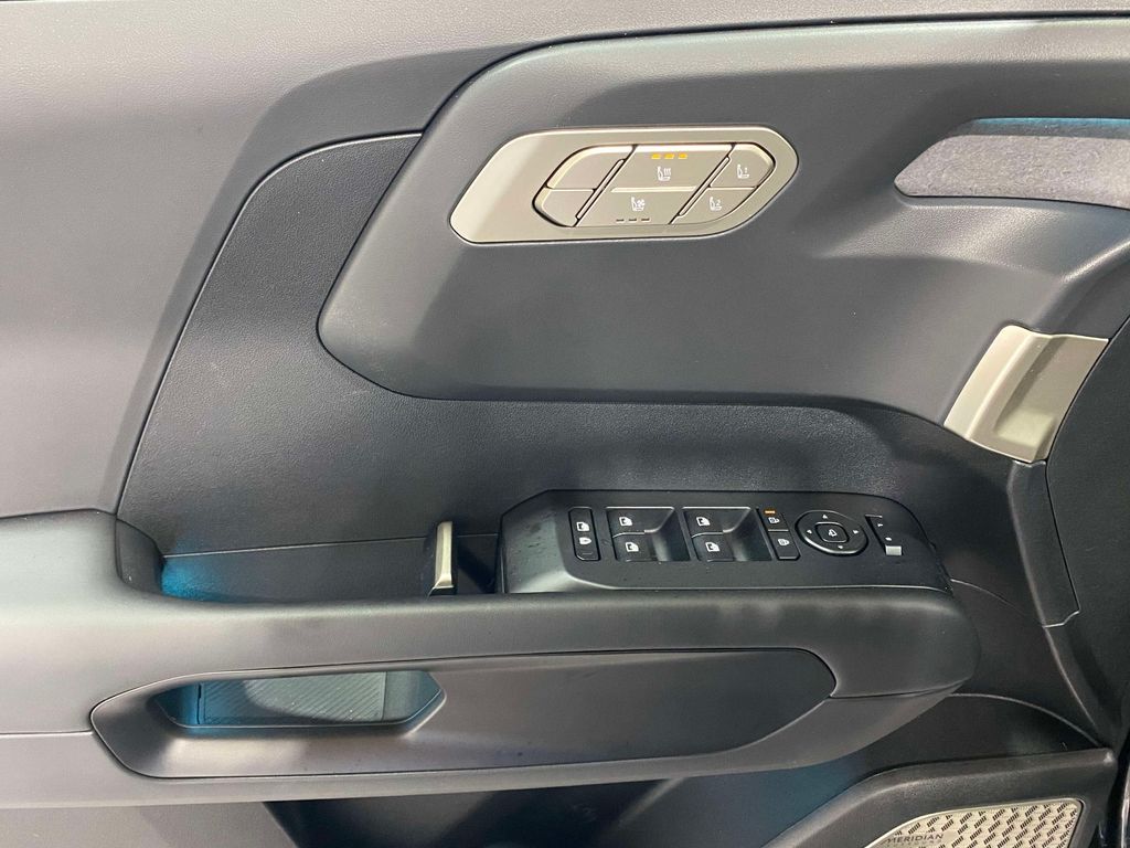 2027 Kia Telluride Hybrid SX - PANTHERA METAL exterior view 18