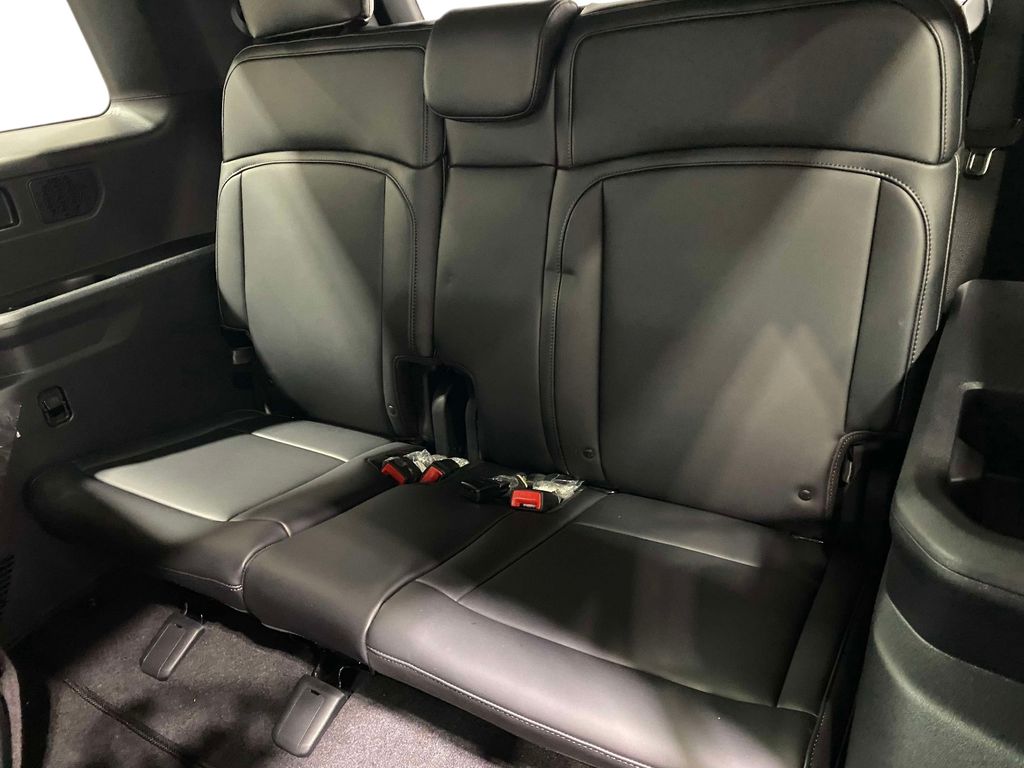 2027 Kia Telluride Hybrid SX - PANTHERA METAL exterior view 12