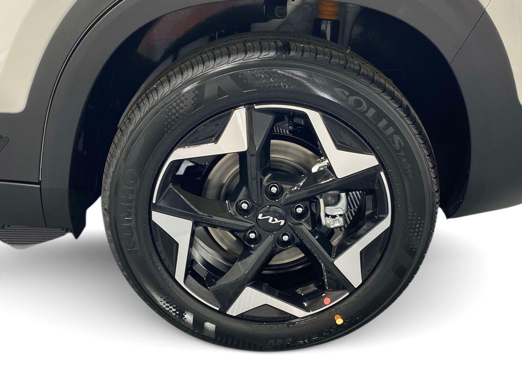 2026 Kia Seltos S - Clear White/Black Roof exterior view 7