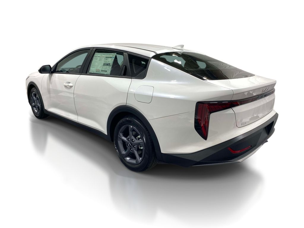 2026 Kia K4 LXS - Snow White Pearl exterior view 2