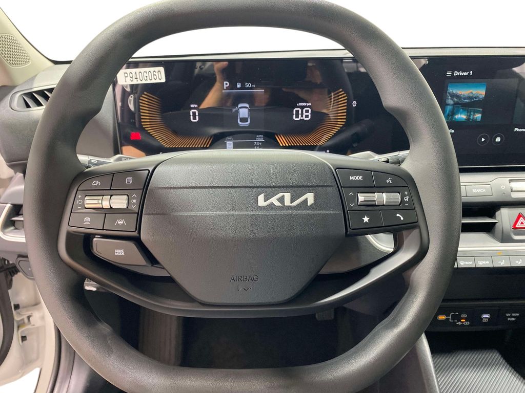 2026 Kia K4 LXS - Snow White Pearl exterior view 20