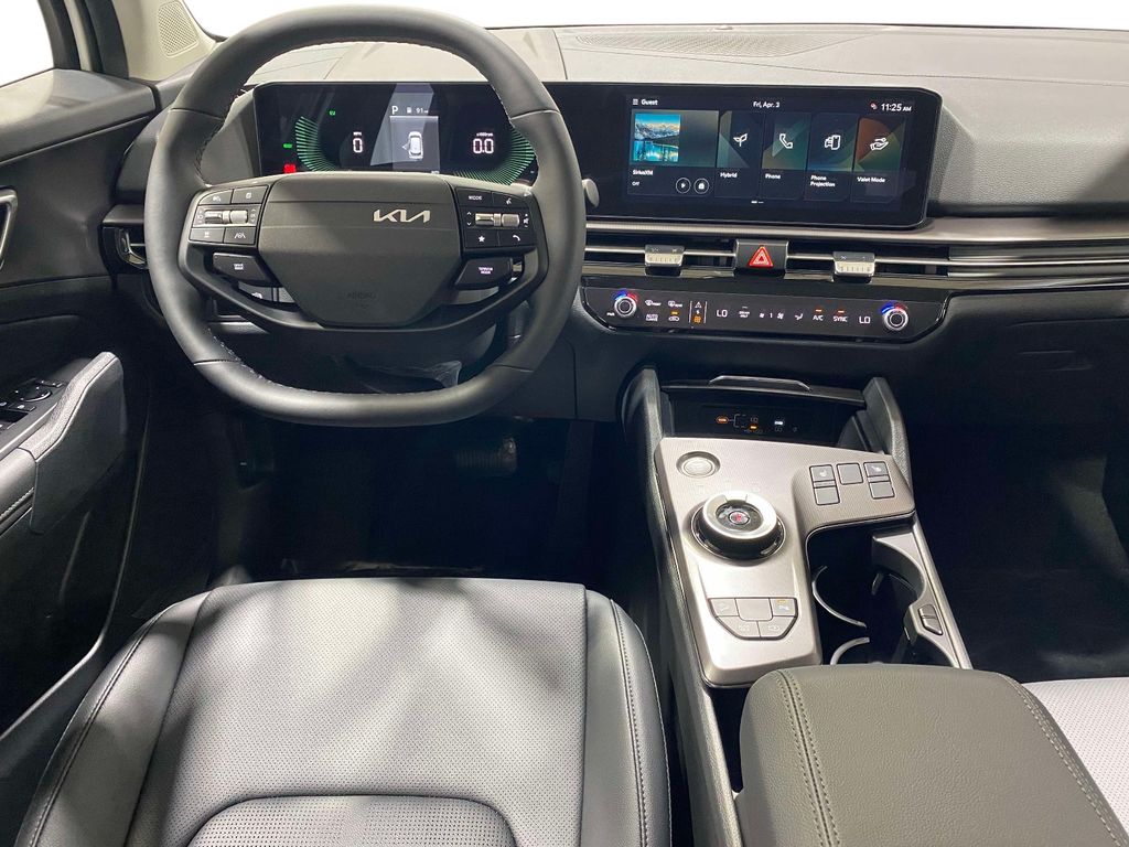 2026 Kia Sportage Hybrid EX - Snow White Pearl exterior view 11
