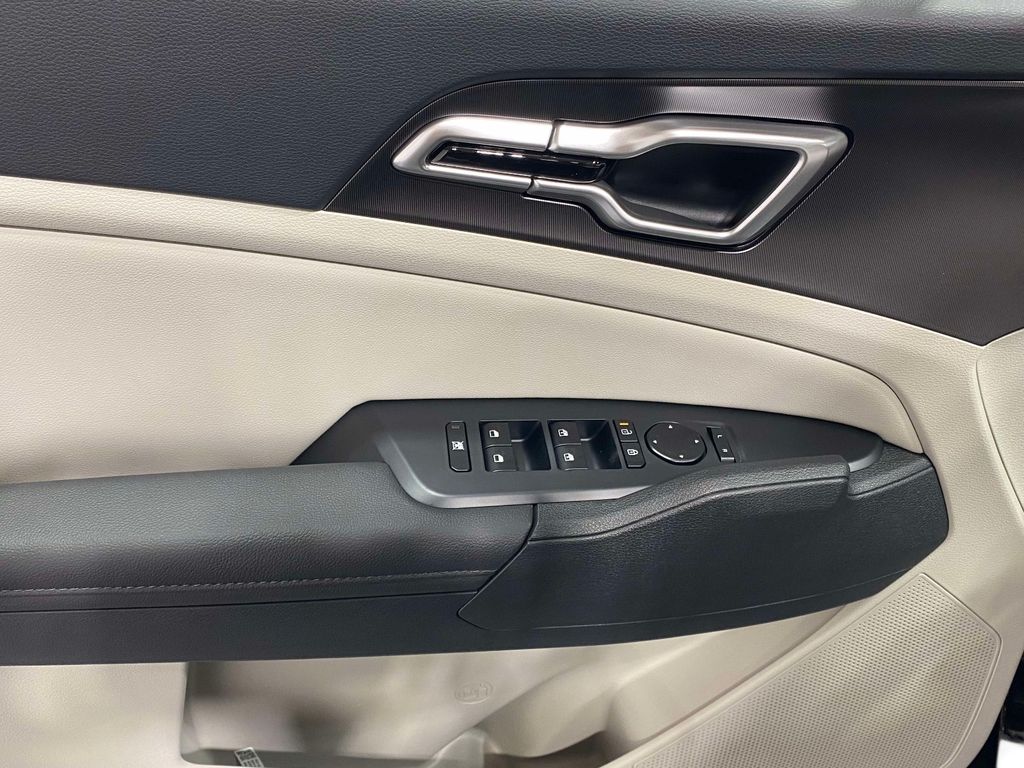 2026 Kia Sportage EX - EBONY BLACK exterior view 17