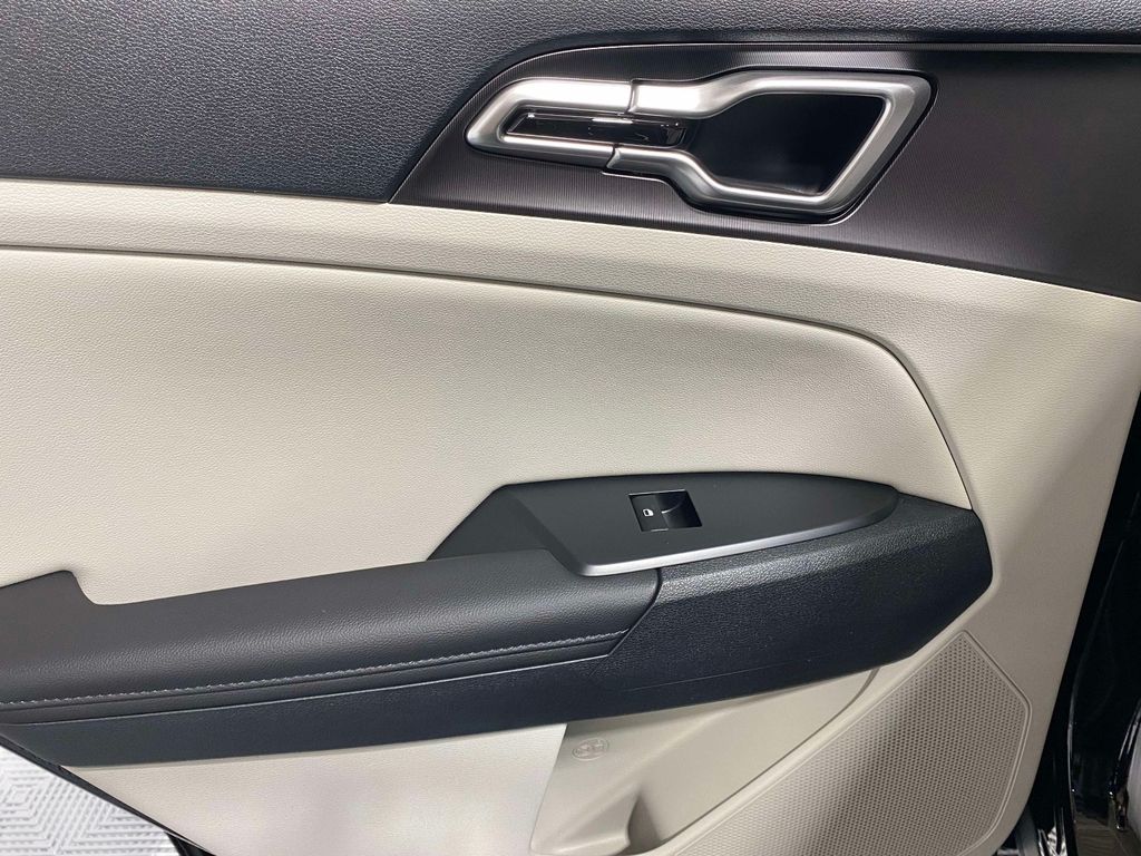 2026 Kia Sportage EX - EBONY BLACK exterior view 13