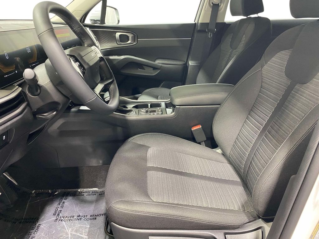 2026 Kia Sorento LX - Glacial White Pearl exterior view 16