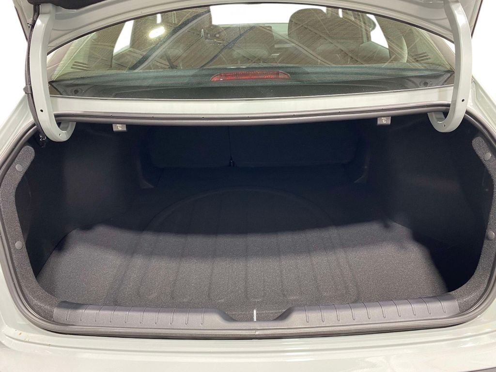 2026 Kia K4 LXS - MORNING HAZE exterior view 9