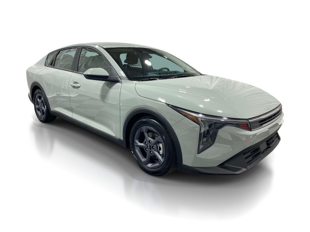 2026 Kia K4 LXS - MORNING HAZE exterior view 5