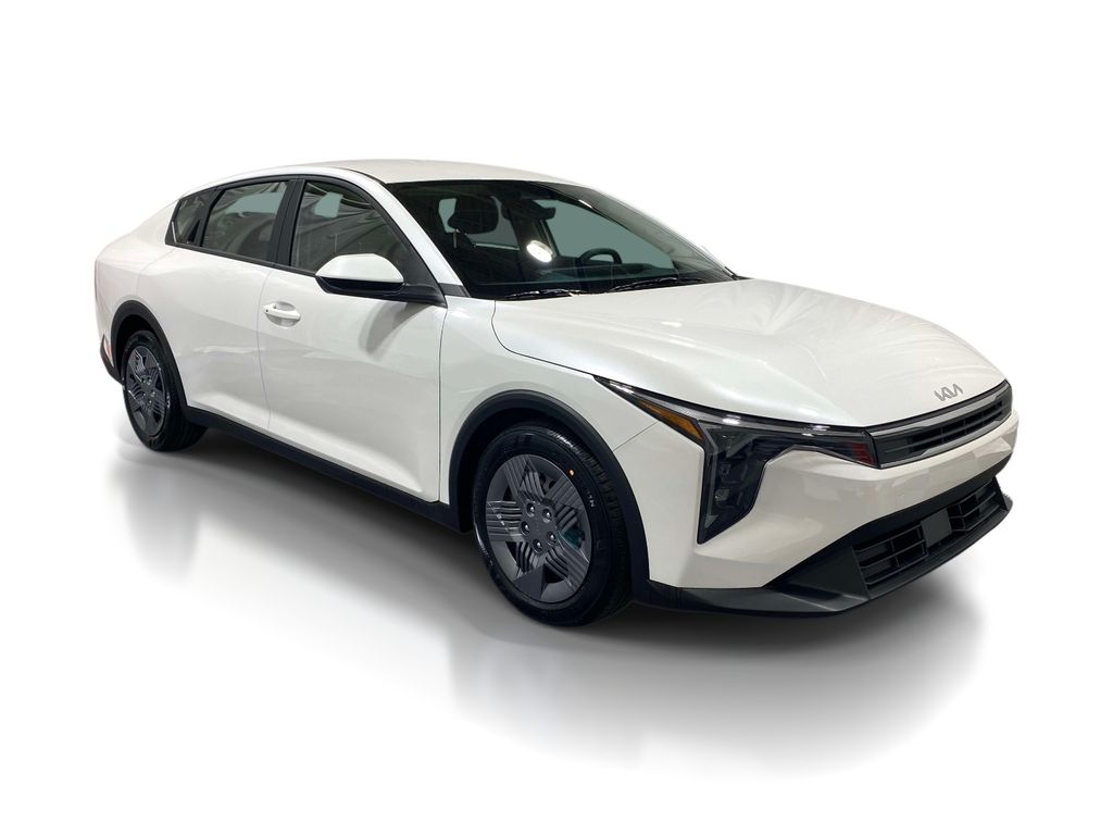 2026 Kia K4 LX - Snow White Pearl exterior view 5