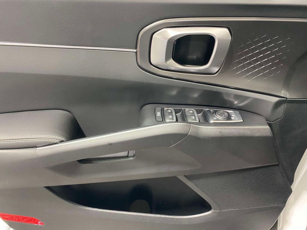 2026 Kia Sorento S - Glacial White Pearl exterior view 18