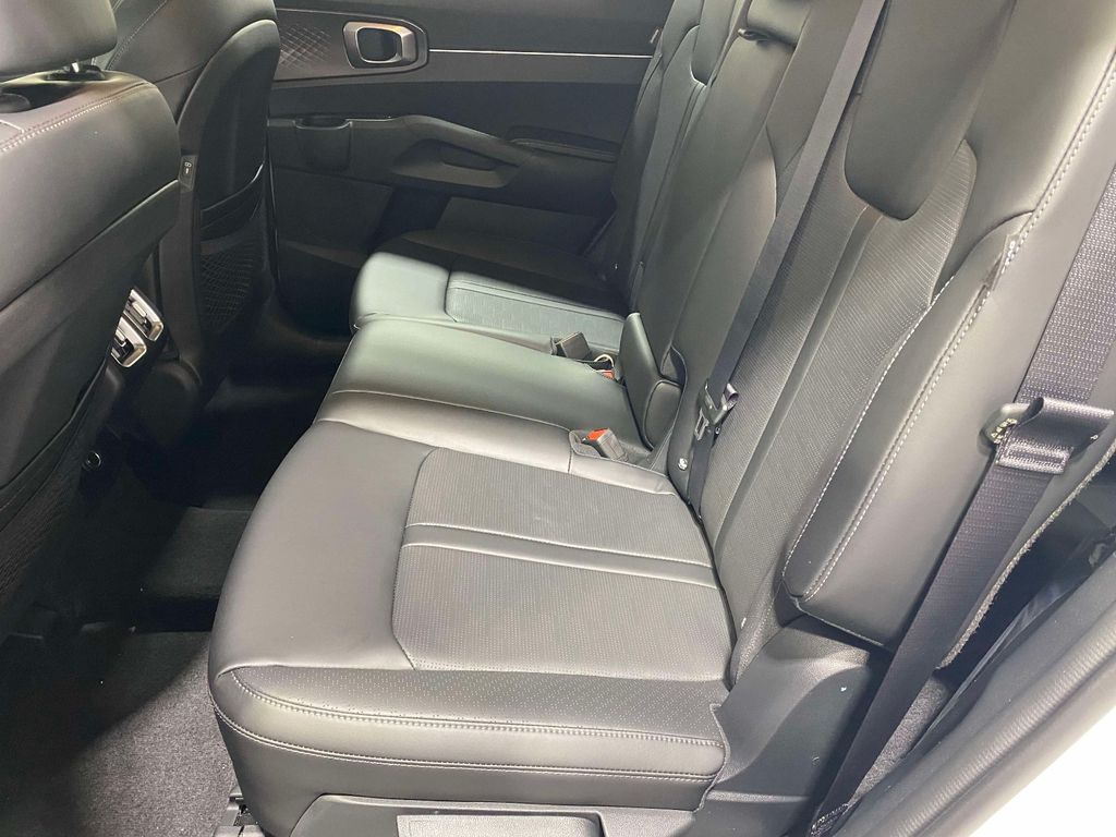 2026 Kia Sorento S - Glacial White Pearl exterior view 11
