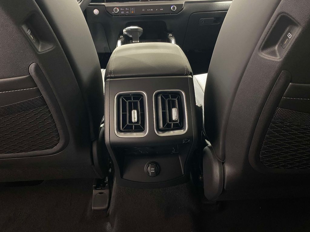 2026 Kia Sorento S - IVORY SILVER exterior view 12