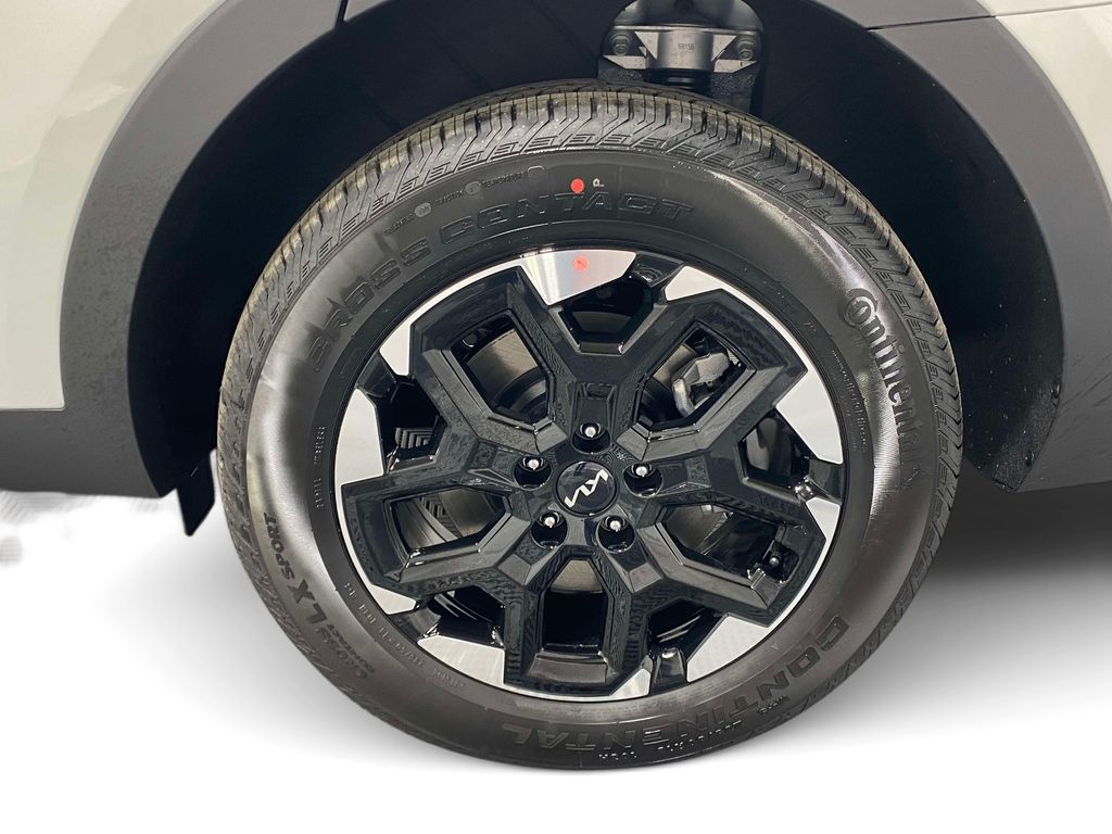 2026 Kia Sorento S - IVORY SILVER exterior view 7