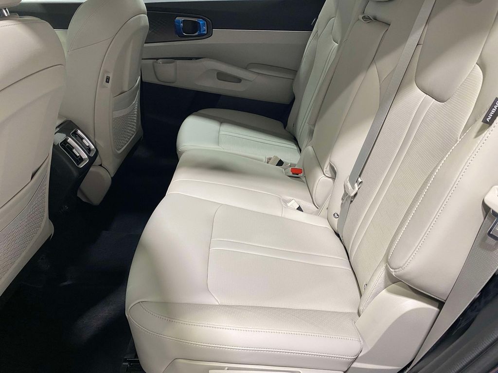 2026 Kia Sorento S - PANTHERA METAL exterior view 11