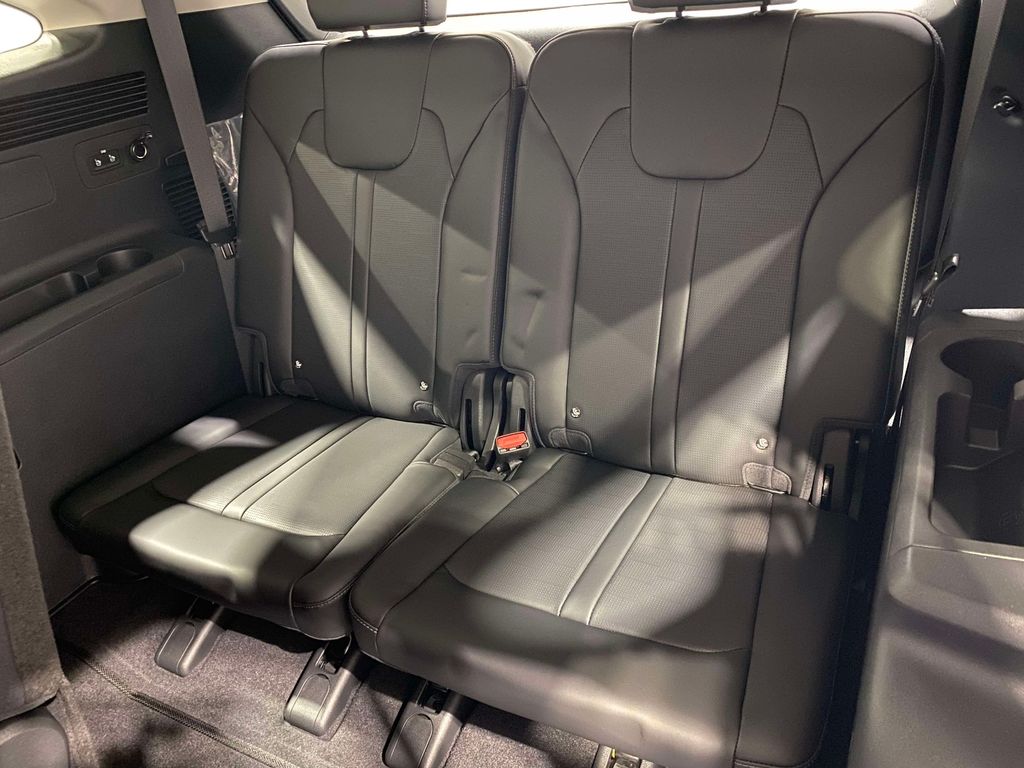 2026 Kia Sorento S - IVORY SILVER exterior view 13