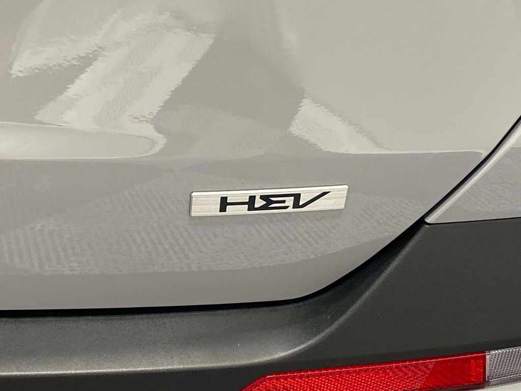 2026 Kia Carnival Hybrid SX Prestige - Ceramic Silver exterior view 8