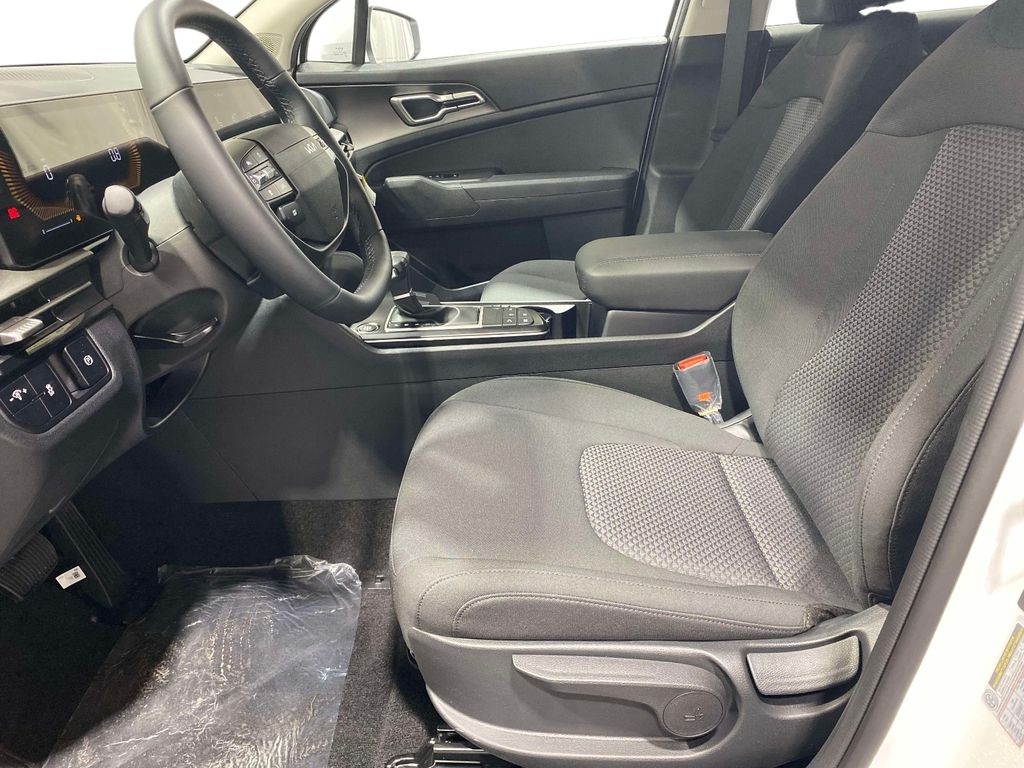 2026 Kia Sportage LX - Glacial White Pearl exterior view 14