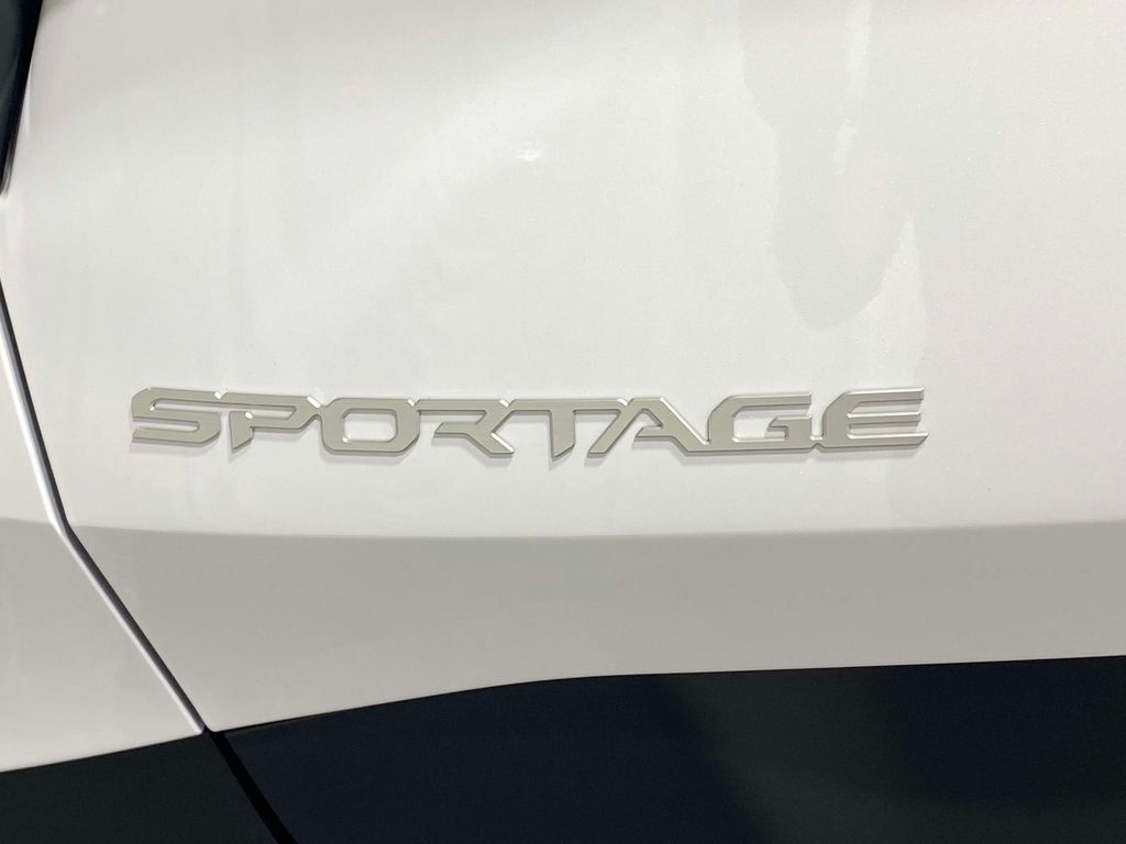 2026 Kia Sportage LX - Glacial White Pearl exterior view 8