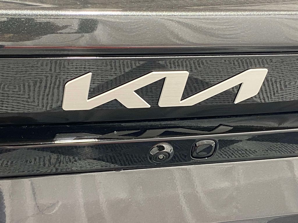 2026 Kia K4 LXS - Interstellar Gray exterior view 9