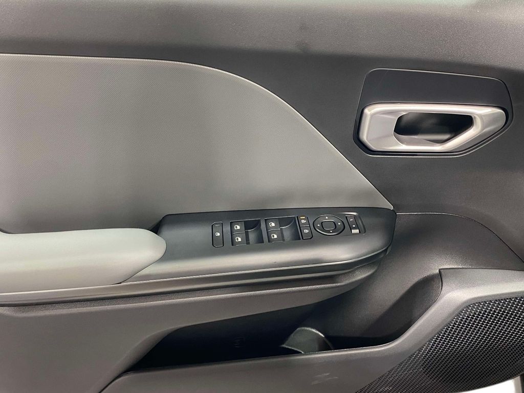 2026 Kia K4 LXS - Interstellar Gray exterior view 18