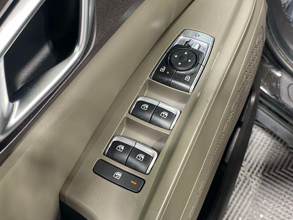 2025 Kia Carnival Hybrid EX - Aurora Black Pearl exterior view 19